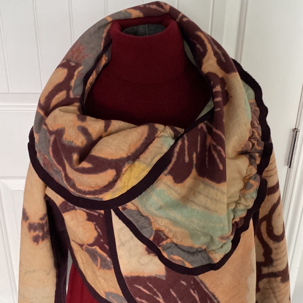 Designer Akira Wool Print Crop Jacket stunning design and style